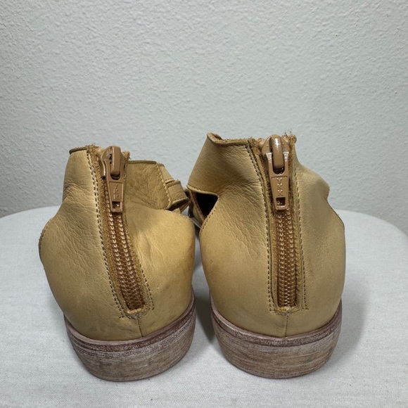 Free People Wanderlust Leather Braided Almond Toe Ankle Strap Back Zip Flats 38 - Picture 8 of 15